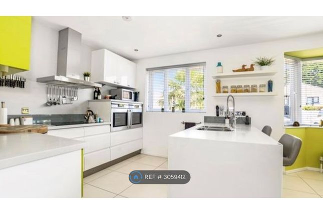 Gorsehill Road, Poole photo 5