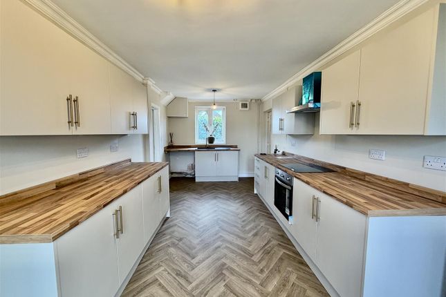 16, Grasmere Avenue, Houghton Le Spring photo 2