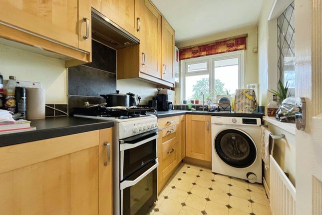 30, Windsor Avenue, Leicester photo 3