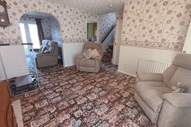 33 Japonica Drive, Nottingham photo 2