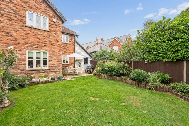 3, Fox Lane, Milton Keynes photo 4