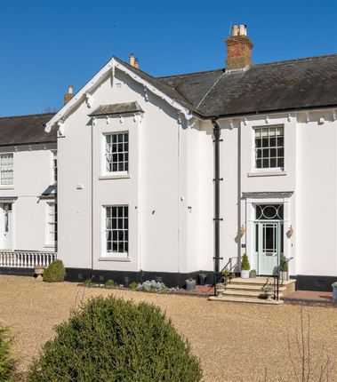 4-bed house on Middle Grange, Sunderland Hill, Bedford, £900,000
