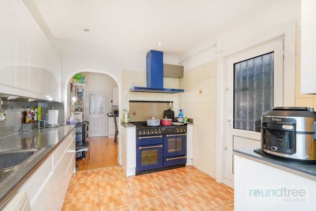 21, Egerton Gardens, Hendon photo 3