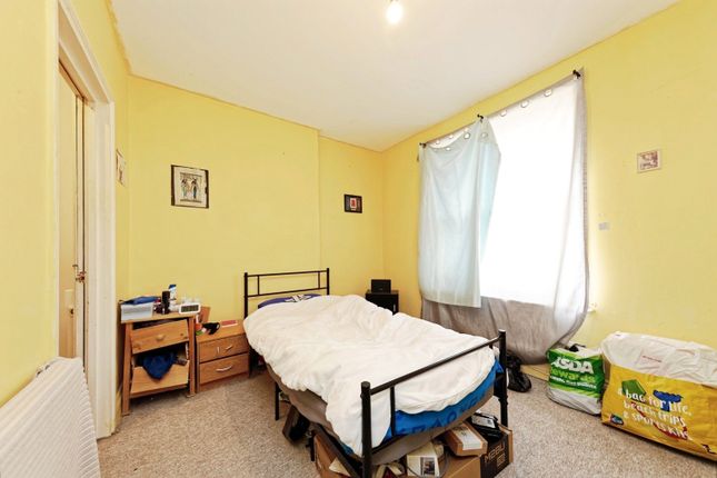 10 Samuel Court 10-12,, Athelstan Road, Kent photo 5