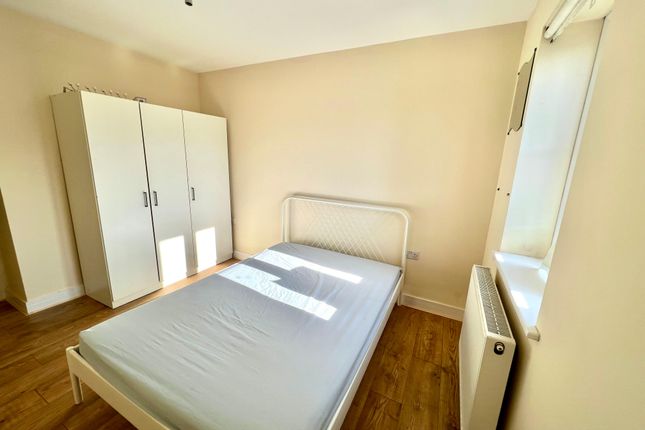 Athelstan Road, Romford photo 3
