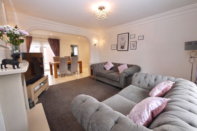 27, Rands Lane, Doncaster photo 3