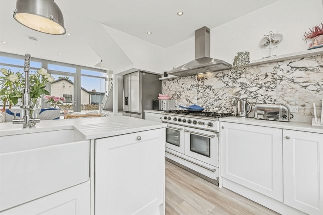 2, Wellthorne Mews, Sheffield photo 2