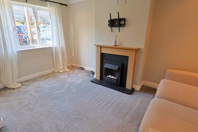 15, Chenies Close, Coventry photo 3