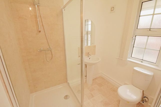 12a, Haynes Road, Westbury photo 3