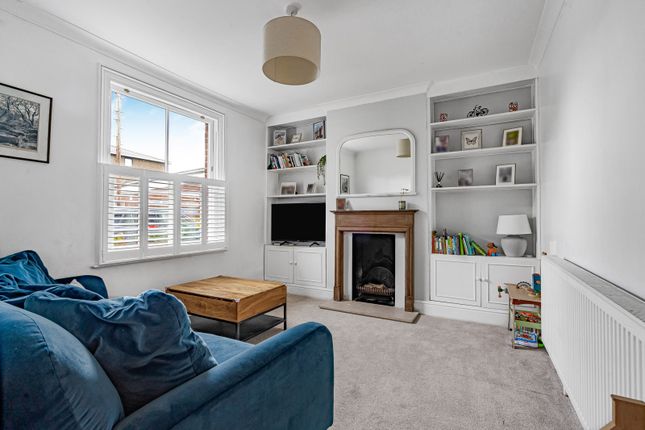 8, King Charles Crescent, Surbiton photo 2