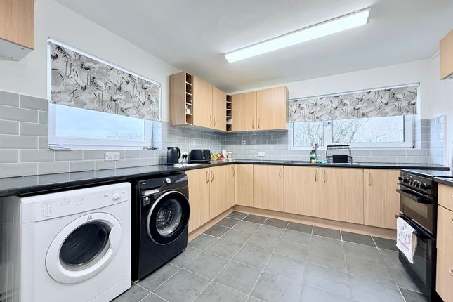 33, Coronilla Green, Great Yarmouth photo 2