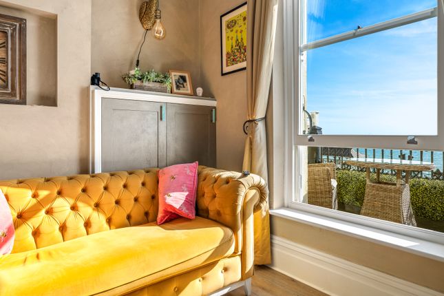 15 Chain Pier House, 46-48, Marine Parade, Brighton photo 2