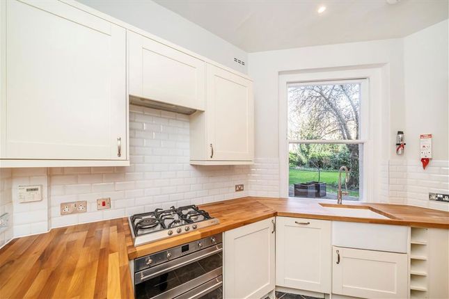 Ground Floor Flat, 23, Cavendish Gardens, London photo 3