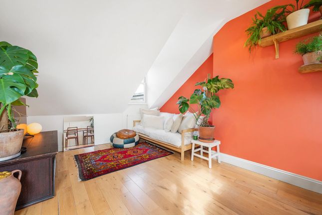 132c, Leander Road, London photo 3