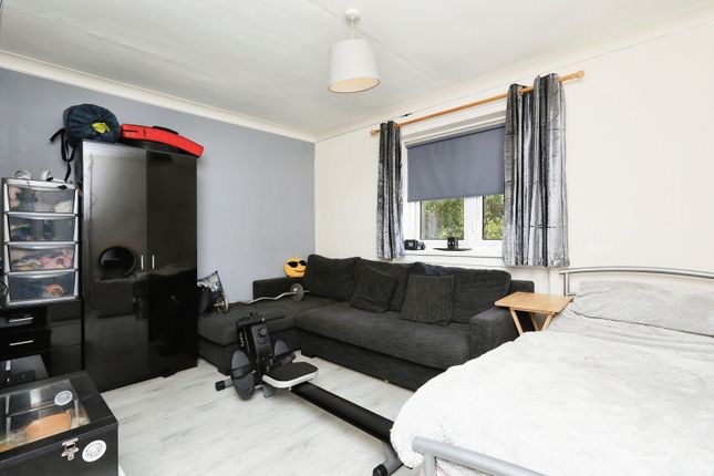 Flat for sale in 41 Fairway Avenue, Paisley