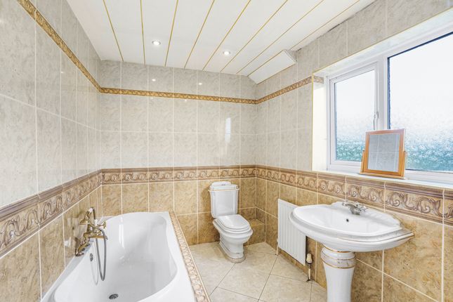 4 Cathcart Close, Goole photo 4