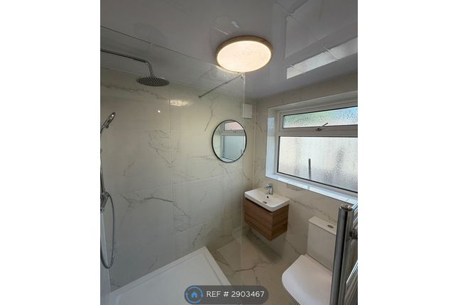 Flat Above, Raddlebarn Road, Birmingham photo 4