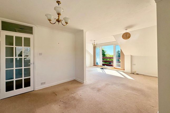 Pinewoods Court, Pinewoods, Bexhill-on-Sea photo 3