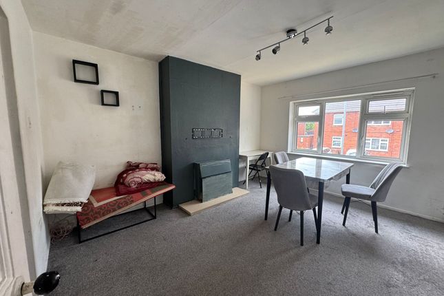 30, Westbourne Drive, Stoke-on-Trent photo 2