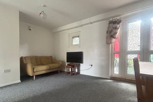 100 Manitoba Road, Leicester photo 3