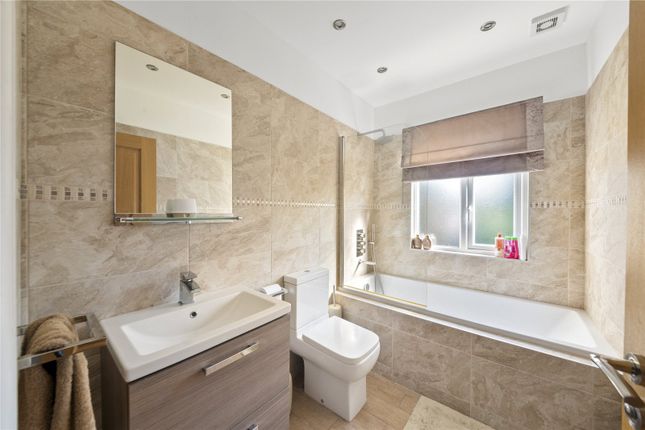 15, Thornhill Road, Uxbridge photo 4