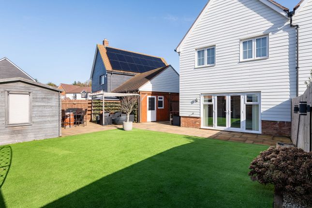 2 Trevithick Drive, Rochester photo 3