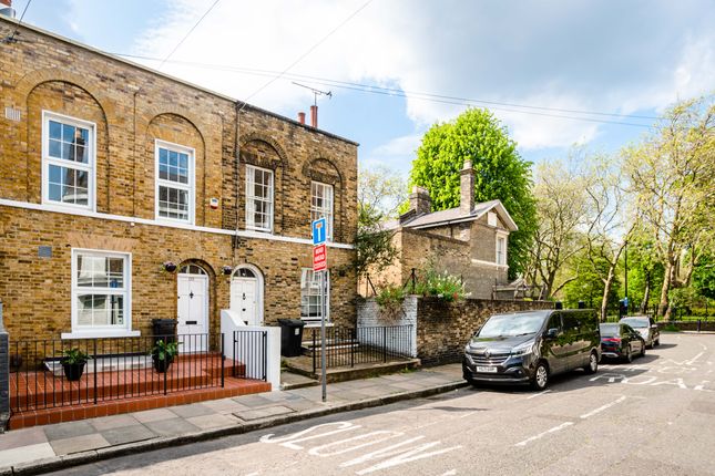 Thumbnail Terraced house for sale in White Horse Road, Stepney