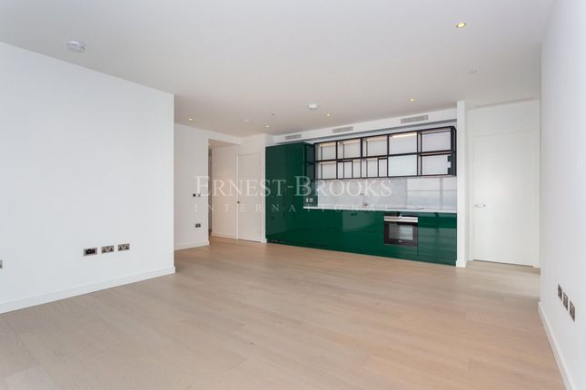 Thumbnail Flat to rent in Bagshaw Building, The Wardian, Canary Wharf