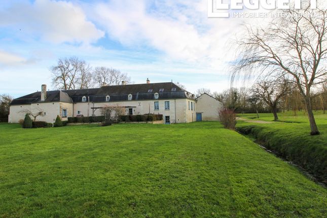 Villa for sale in Maulay, Vienne, Nouvelle-Aquitaine