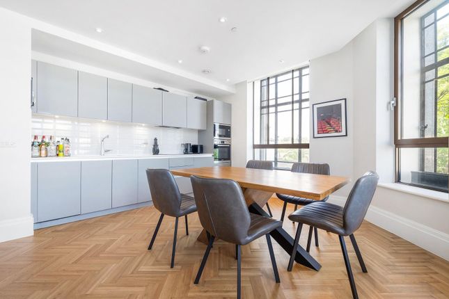 Flat 6, Ivor House, Acre Lane, London photo 4