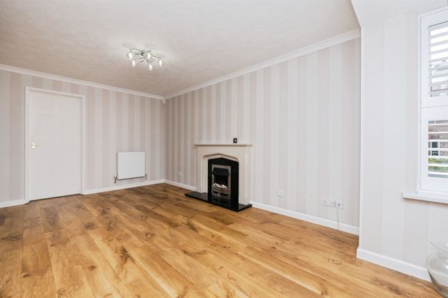 38, Lacock Drive, BRISTOL photo 3