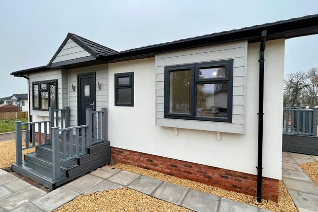 Mobile/park home for sale in The Meadows, Claverley, Wolverhampton