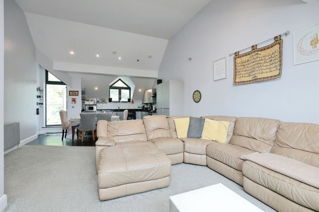 Flat 10, 142, Kingsmead Road, HIGH WYCOMBE photo 3