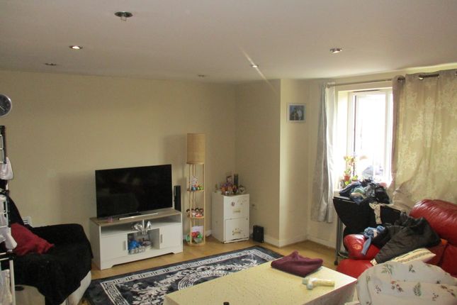 Oak Drive, Leeds photo 4