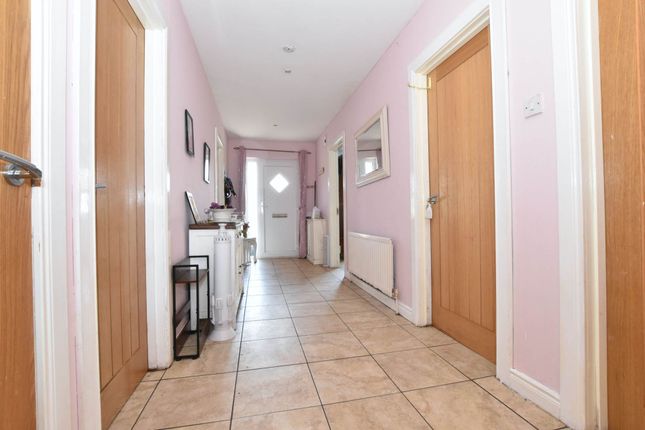 14, Joe Tomelty Drive, Newtownards photo 4
