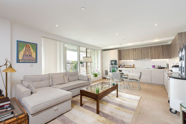 Thumbnail Flat to rent in The Avenue, London