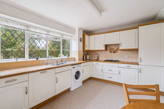 Gerosian Nairdwood Lane, Great Missenden photo 3