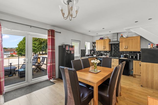 2, Montgomery Close, Saltash photo 3