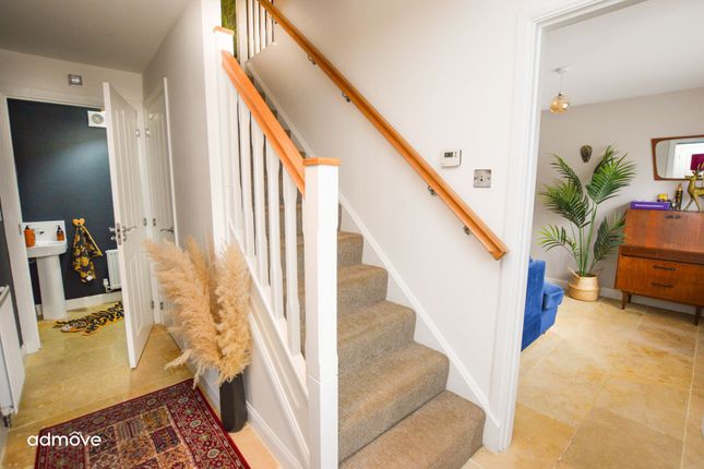 9 Henbury Gardens, Warrington photo 2