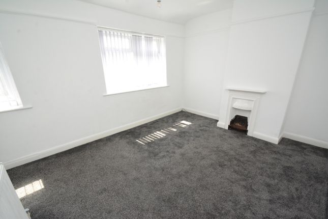 13, Waverley Crescent, Droylsden photo 5
