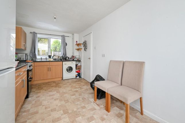 93, Boulton Grange, Telford photo 4