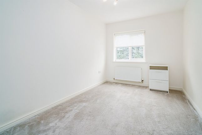 Flat for sale in Thamesdale, London Colney, St. Albans