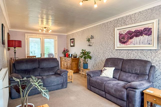 1 Collins Drive, Accrington photo 4