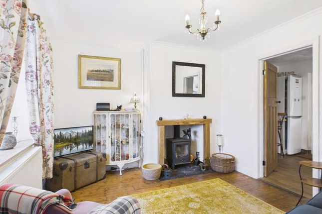 3 Owlsey Cottages, Middle Street, Shepton Beauchamp photo 2