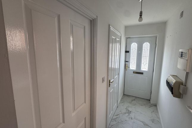 8, Ambleside Drive, Liverpool photo 3