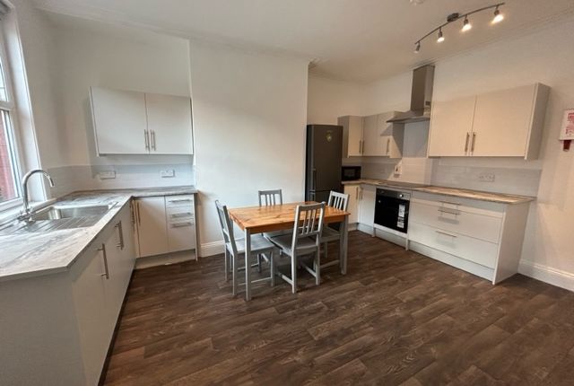 Beechwood Terrace Burley, Leeds photo 4