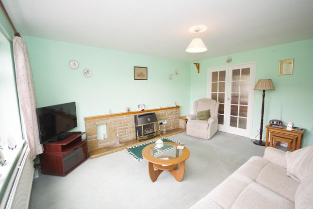 16, Churchill Road, Northampton photo 4