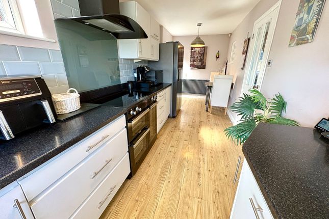64, Laneside Drive, Hinckley photo 4