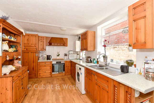 37, Framfield Road, Uckfield photo 3
