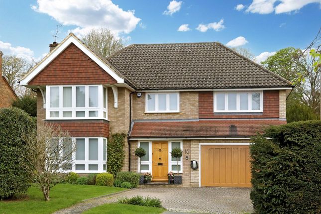 Thumbnail Detached house for sale in Butlers Court Road, Beaconsfield